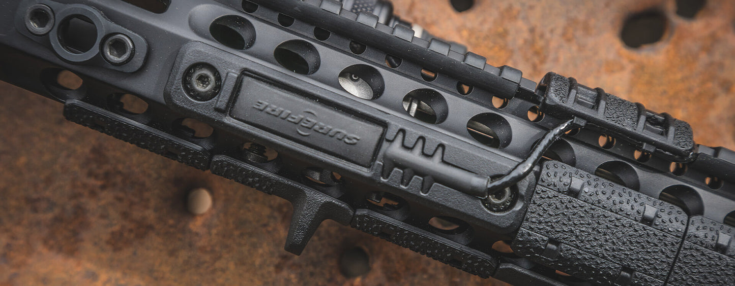 Magpul M-LOK Tape Switch Mounting Plate Surefire ST , Black