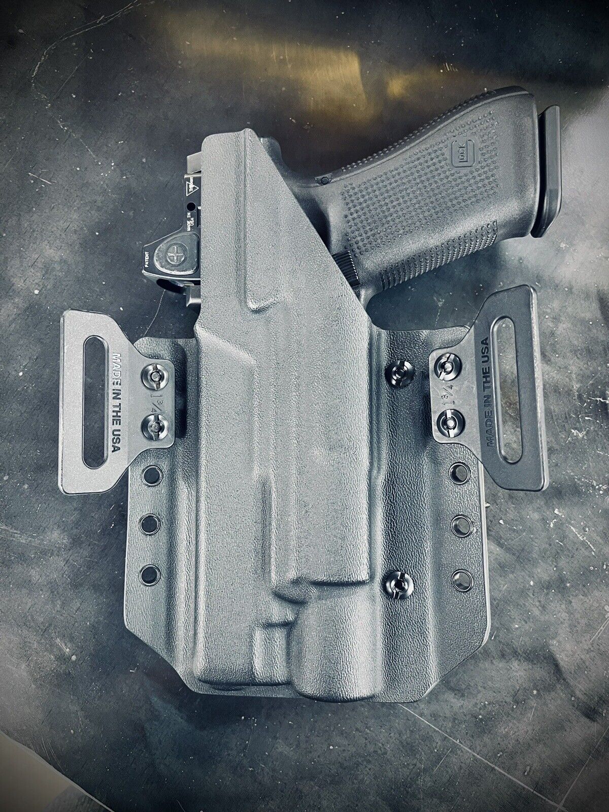 Glock - OWB - Light - Holster