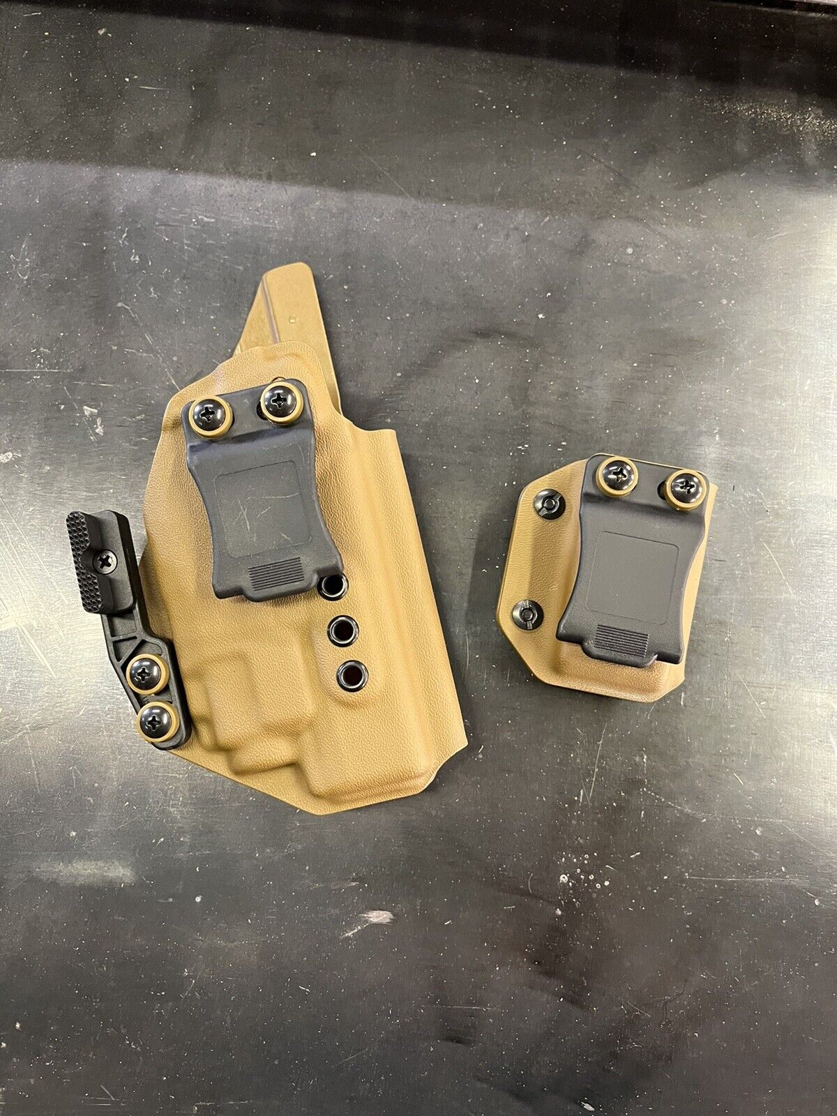Light Bearing IWB + Single Magazine Combo
