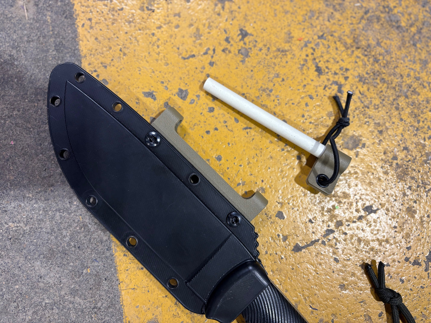 Universal Sharpening kit - Sheath Ceramic Rod Loop