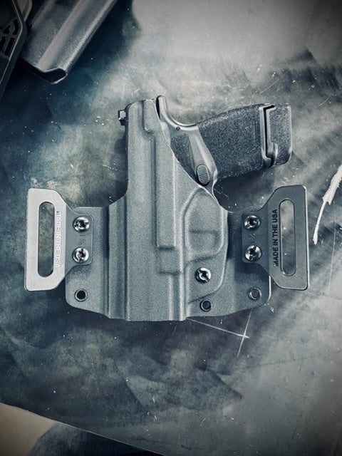 Springfield Armory Outside the Waistband Holster