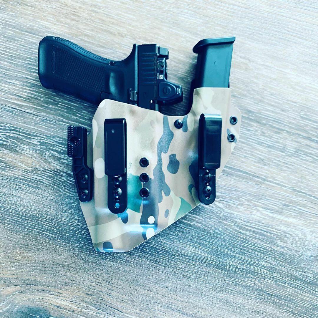 Glock  - Surefire X300U/Turbo Sidecar Holster