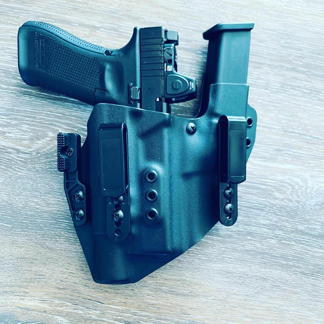 Glock  - Surefire X300U/Turbo Sidecar Holster