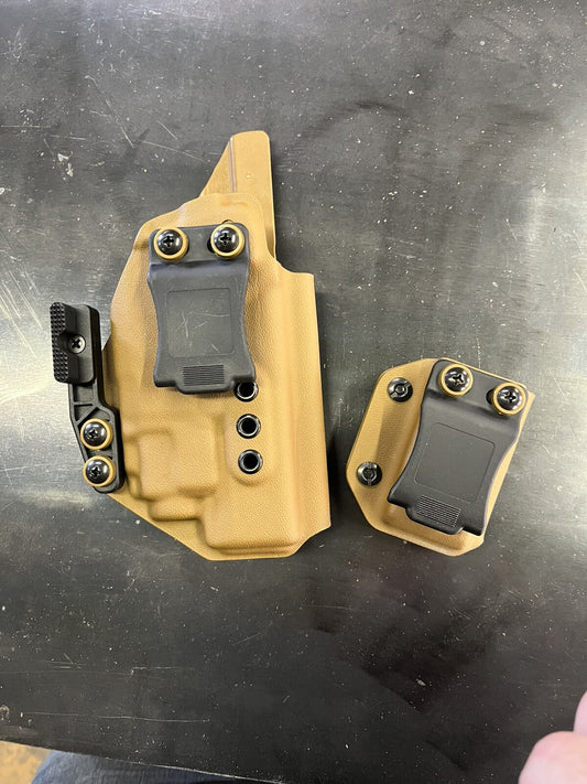 Light Bearing IWB + Single Magazine Combo