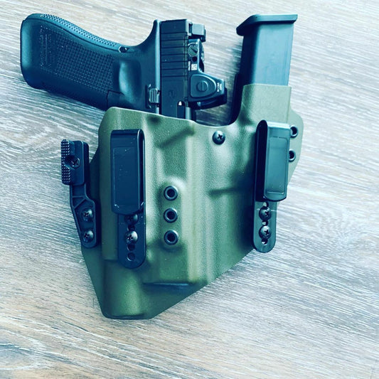 Glock  - Surefire X300U/Turbo Sidecar Holster